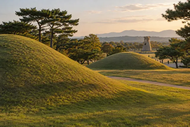 大陵苑の古墳と瞻星台