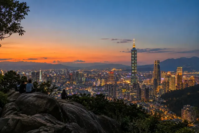 象山から望む台北101の夕景